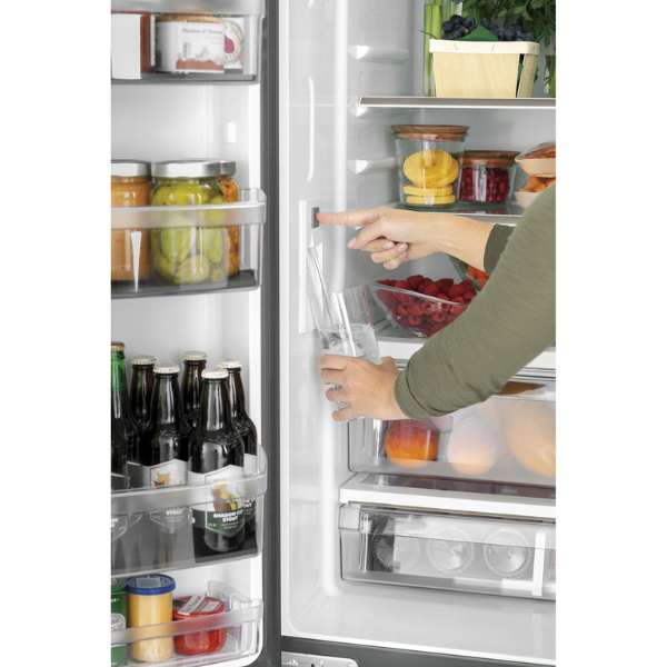 CWE19SP4NW2-MWH-BBR (6) Refrigerador Café Energy Star 18.6 pies CWE19SP4NW2